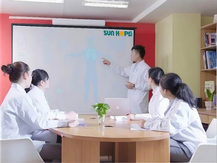 夏季护肤市场新风向标:尚赫科研驱动产业革新 夏季护肤市场新风向标:尚赫科研驱动产业革新